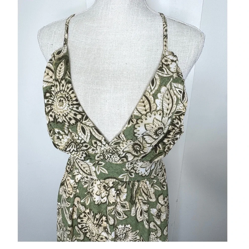 Love Squared Halter Top Maxi Dress Empire Waist Small Green‎ Floral